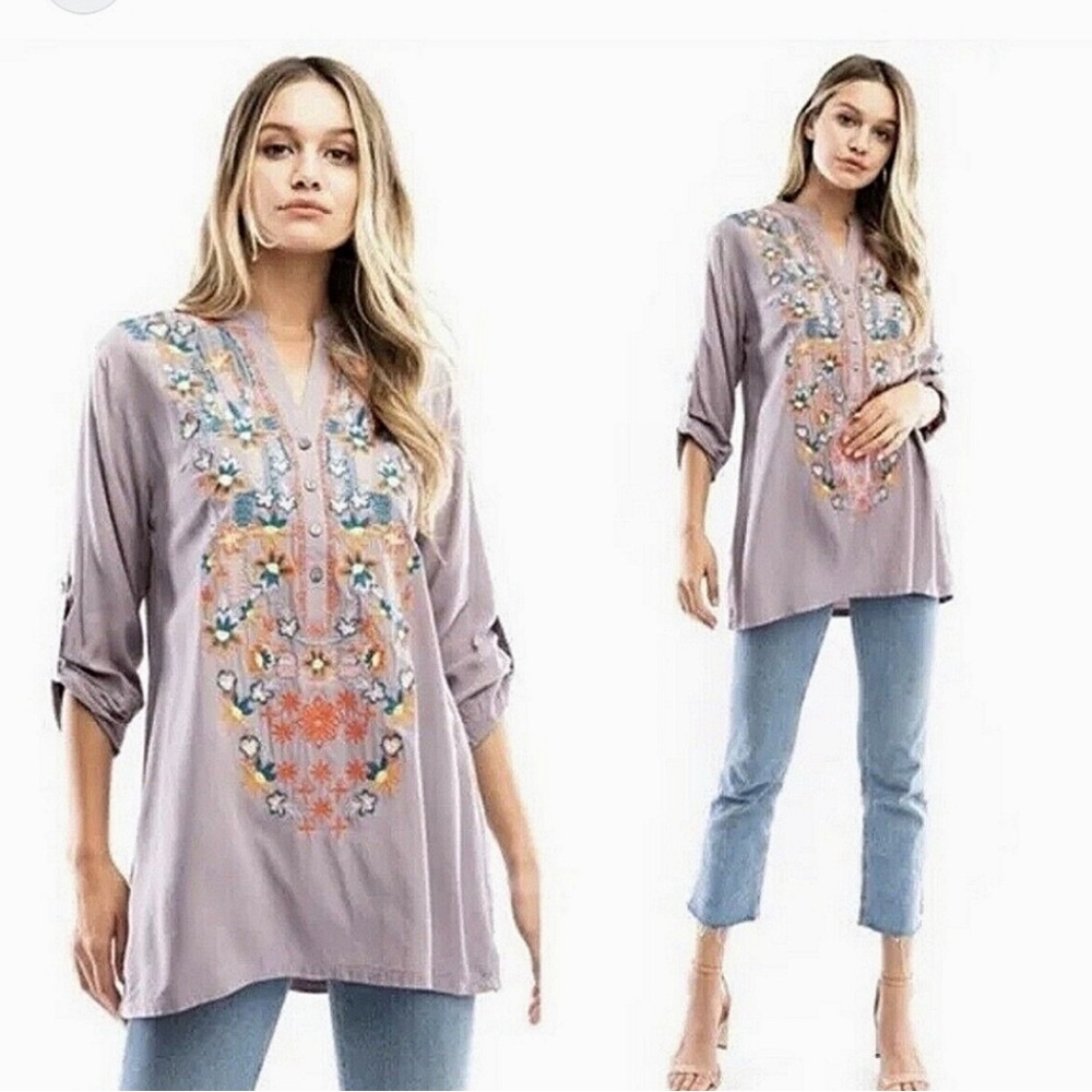 Anthropologie Luna Moon Tunic Embroidered Floral Blouse